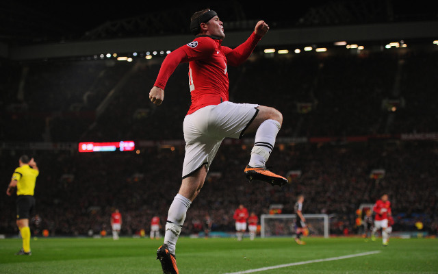 Wayne Rooney confident Robin Van Persie partnership will make Manchester United shine