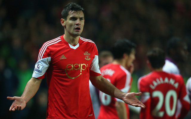 Journalist claims Liverpool have offered player for Southampton defender