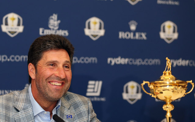 (Image) Europe’s Ryder Cup players take a selfie before opening ceremony
