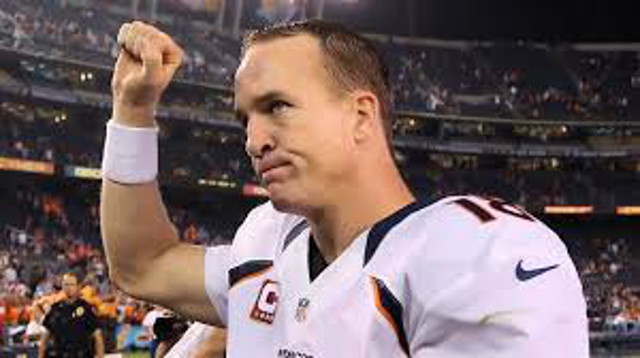Peyton Manning falls short of all-time record with costly INT v Indianapolis Colts (Video)