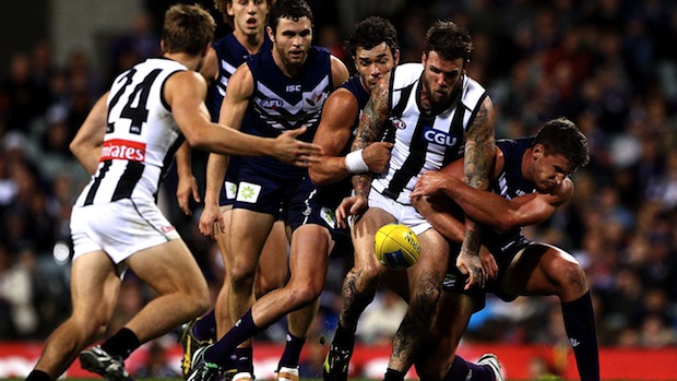 (Video) Fremantle Dockers v Collingwood Mapgies highlights: Freo survive Pies scare to win a thriller