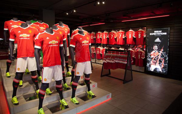 Manchester United selling star’s shirt despite looming £45m PSG transfer