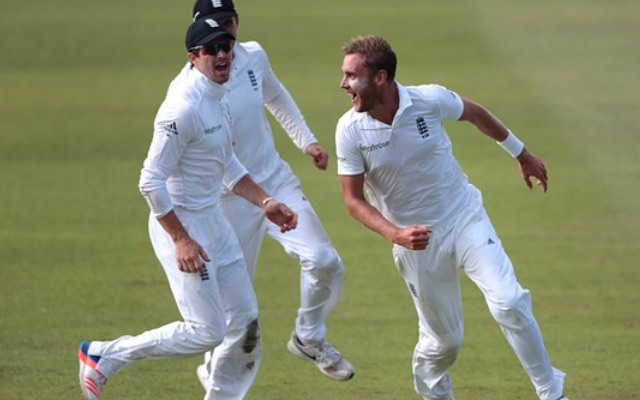 Video: Outstanding Broad keeps South Africa in check after England collapse in first Test
